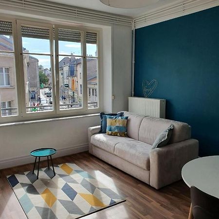 Charmant Appartement Au Coeur De Туль Экстерьер фото
