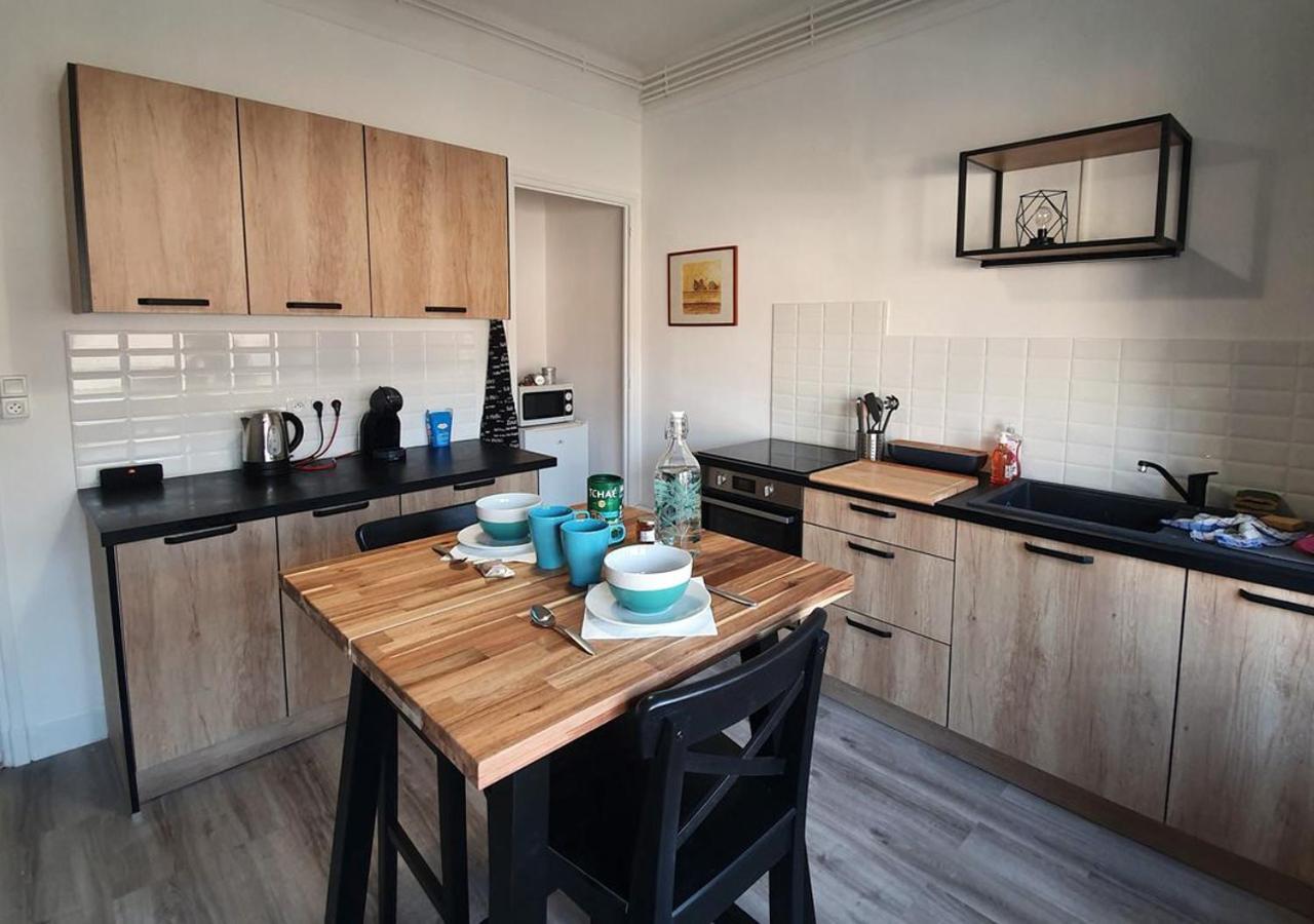 Charmant Appartement Au Coeur De Туль Экстерьер фото